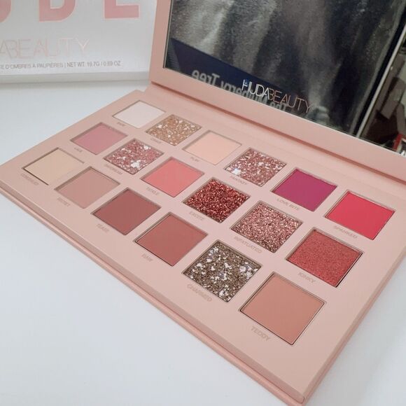 Huda Beauty The New Nude Eyeshadow Palette 18 Shades Brand New In Box Limited - Picture 3 of 16